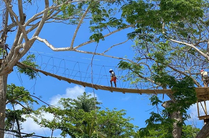 Rio Nuevo Village Ziplining - Safety with a friendly guide team