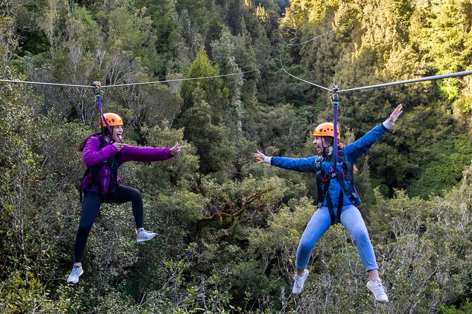 Rotorua’s Ultimate Zipline: 6 ziplines, 400 m Tandem, Cliff Walk - Bridges, spiral stairs, and the unusual cliff walk