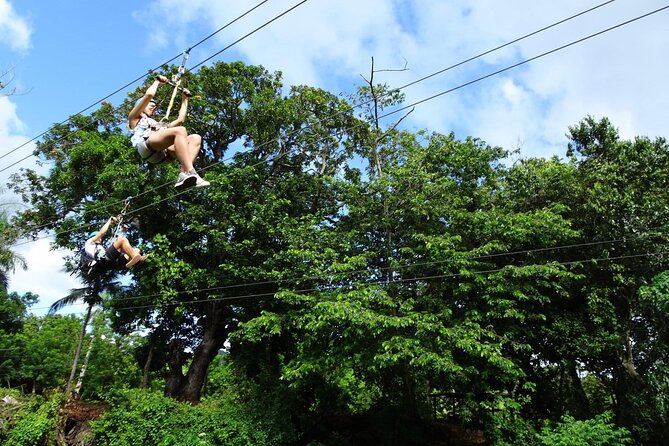 Shore excursion 7 waterfalls &5 zip lines amber cove & Taino bay - Five zip lines with safety gear included