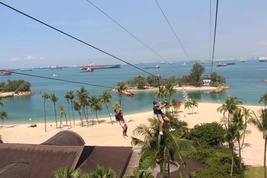 Singapore: Mega Adventure Zipline - The MegaJump, a 15-meter free-fall test