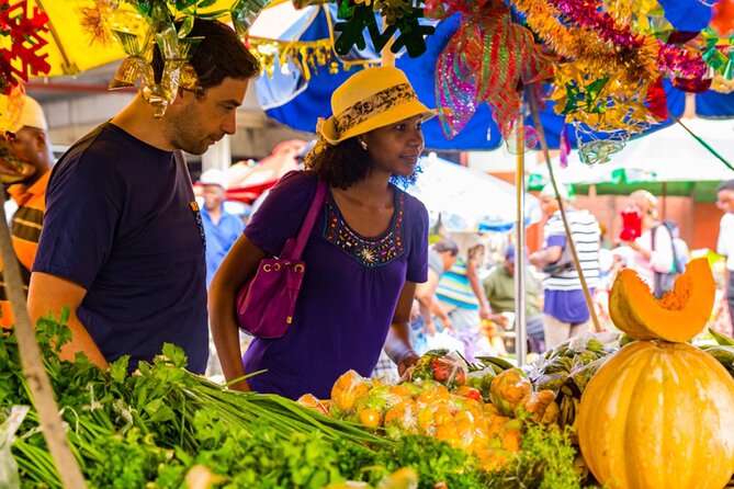 St Lucia Private Zipline and Shopping Adventure - What the Guides Add
