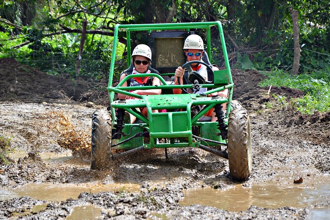 Tour Pack 2 in 1: Zip line and Buggies - Who should book this experience?