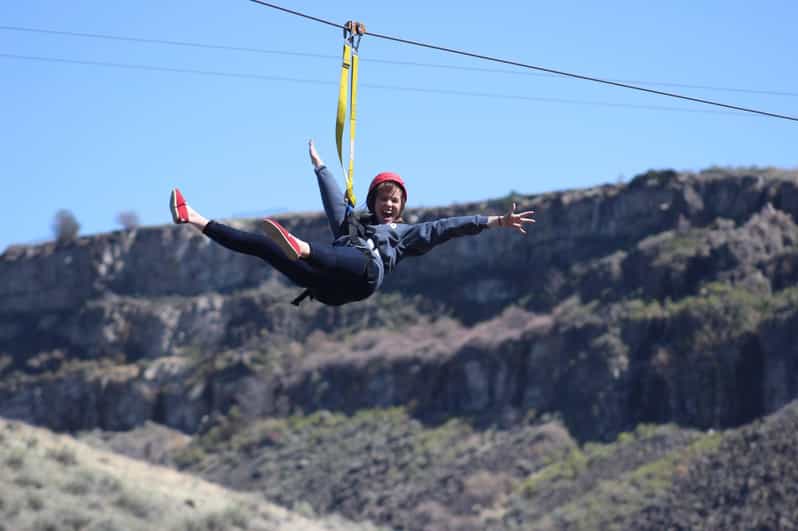 Twin Falls: Zip Line Tour - The Snake River Canyon from above