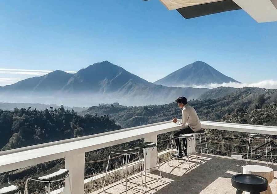 Ubud: Batur Cafe Sunrise, Zip-Line & Cretya Day Club Tour - Alas Harum Bali supplies the adrenaline