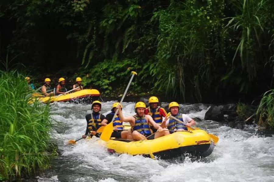 Ubud: Zip-line Adventure, River Rafting & Rice Terraces Tour - How the guides shape the experience