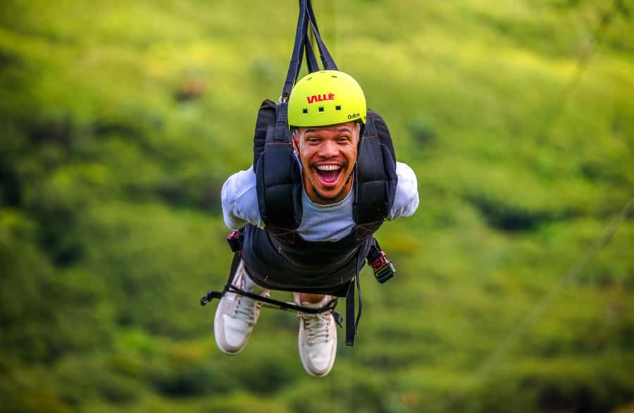 Vallé Advenature Park: Signature Zipline - Getting ready at Vallé Advenature Park