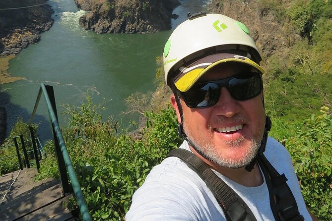Victoria Falls Canopy Tour (Zimbabwe) - Guides make the first ride easier