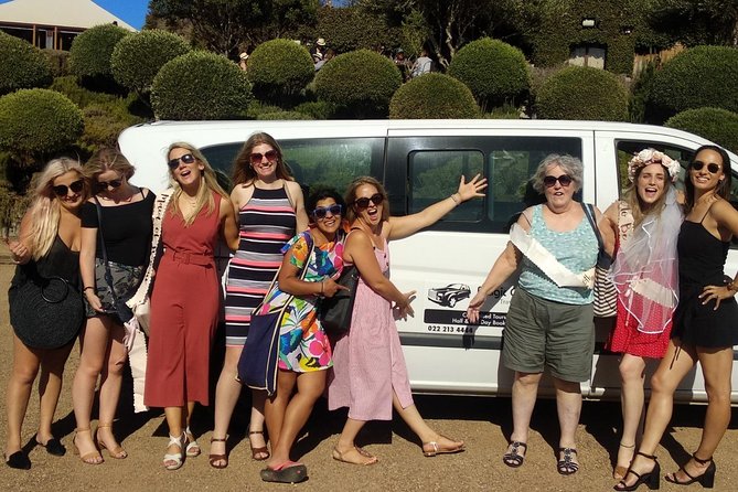 Waiheke Island Day Tour: Ziplining, Wine Tasting & Vineyard Lunch - Batch Winery lunch at Waiheke’s highest vineyard