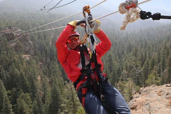 Woods Course Zipline Tour in Seven Falls - What you can bring on the course