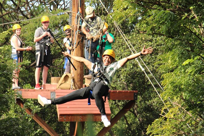 Zip & Dip: Zipline and Wet 'n' Wild Waterpark Combo - Getting from Waikiki to the attractions
