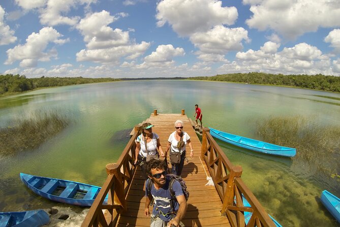 Zip lining and Canoe Monkey jungle in Tulum - Meeting spider monkeys in the reserve
