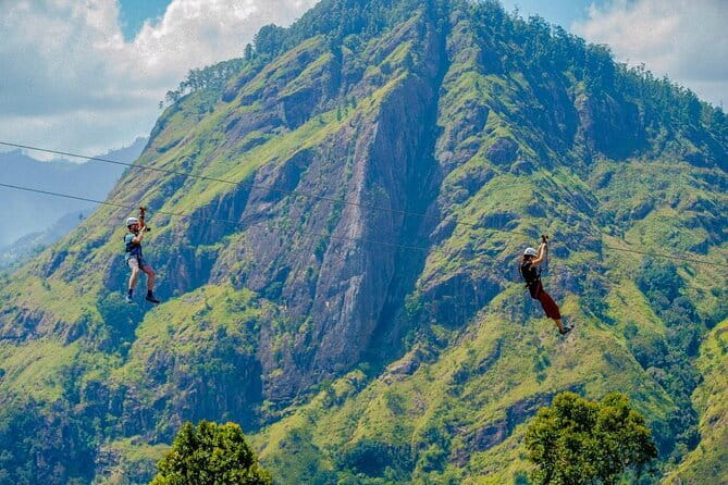 Zip Lining Experience in Ella - What the two-wire ride feels like