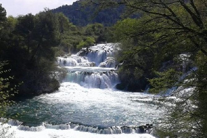 Zipline Šibenik - Čikola Canyon - The 500-meter middle line adds room to enjoy the view