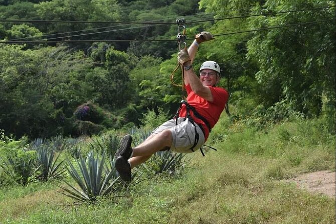Ziplines and mezcal tasting - The nature trek adds more than waiting time