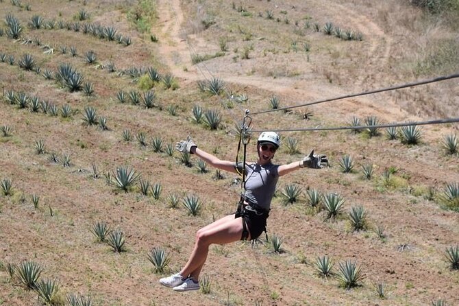 Ziplines and mezcal tasting - Guides make the difference
